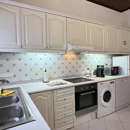 Branca - Private Pool - 12 Pax - *