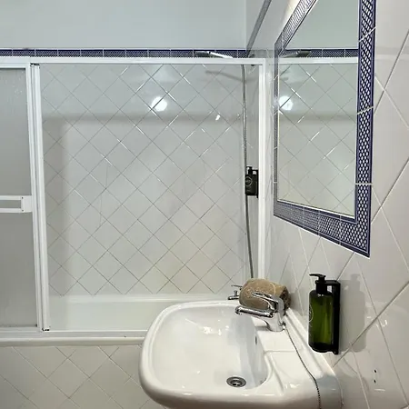 Branca - Private Pool - 12 Pax - וילה
